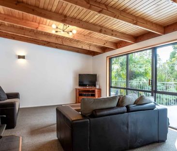 45 Paturoa Rd, Titirangi - Photo 1