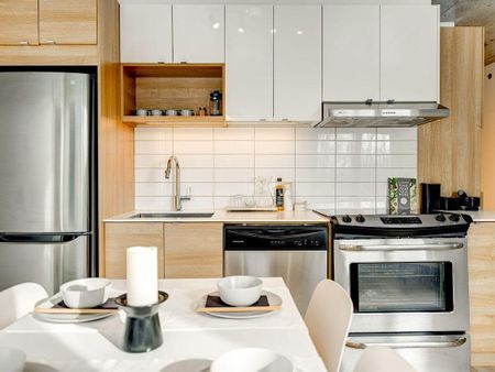 Le Shaughn - Photo 5