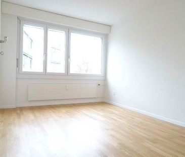 Moderne 4.5-ZW à 78 m² im 2. OG mit sonnigem Balkon - Foto 5