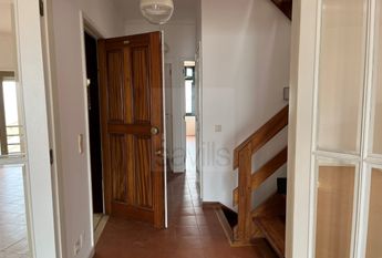 Excelente T3 duplex para arrendar com vista Mar, Foz - Porto