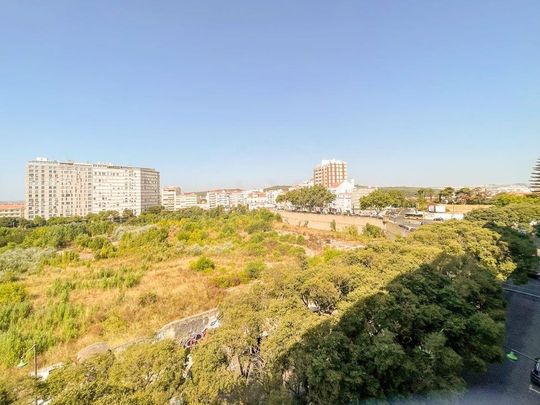 Avenidas Novas, Lisbon - Photo 1