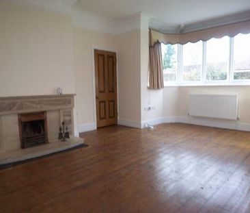 3 bedroom detached house to rent - Photo 3