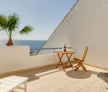 Luxury Townhouse for rent in Casares, Andalusia - Photo 3