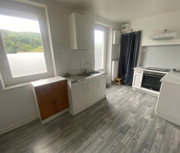 Location Appartement 4 pièces Meublé 95m² LE CREUSOT 71200 - Photo 5