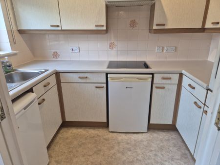 Chapelfields, Frodsham - Photo 4