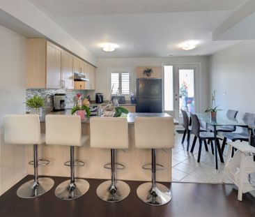 For Lease - 202 Whiltshire Avenue, Toronto, Ontario - Photo 6