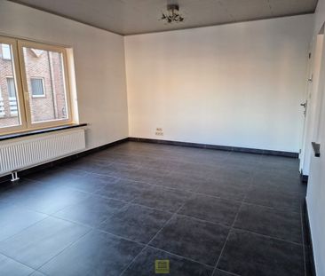 Appartement op 1e verdieping met autostaanplaats, op toplocatie in ... - Foto 6