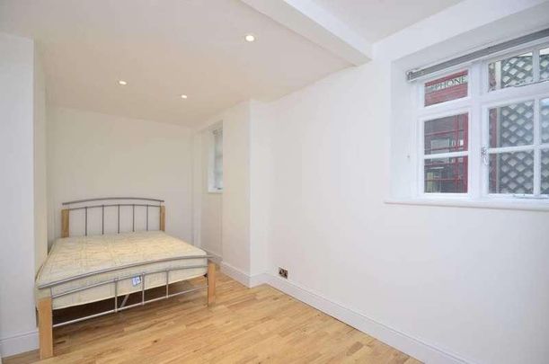 Buckland Crescent, Hampstead, NW3 - Photo 1