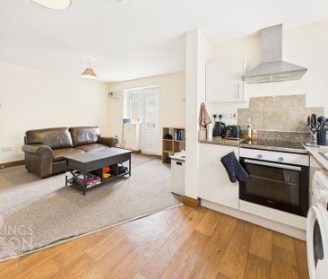 2 bedroom semi-detached house to rent - Photo 2