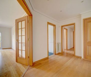 2 room luxury Apartment for rent in Monte Estoril, Cascais, Lisbon - Photo 6