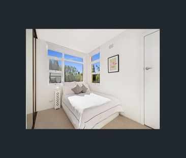 Light 1 bedroom Apartment in Premier Village Setting - Photo 2