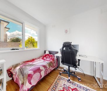 Bright, Effortless Living in this Prized Pocket of Templestowe Lower - Photo 6