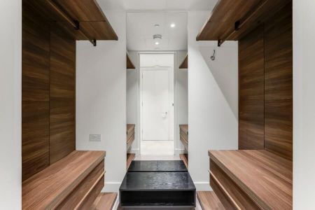 3 Bedroom Flat To Let - Photo 2