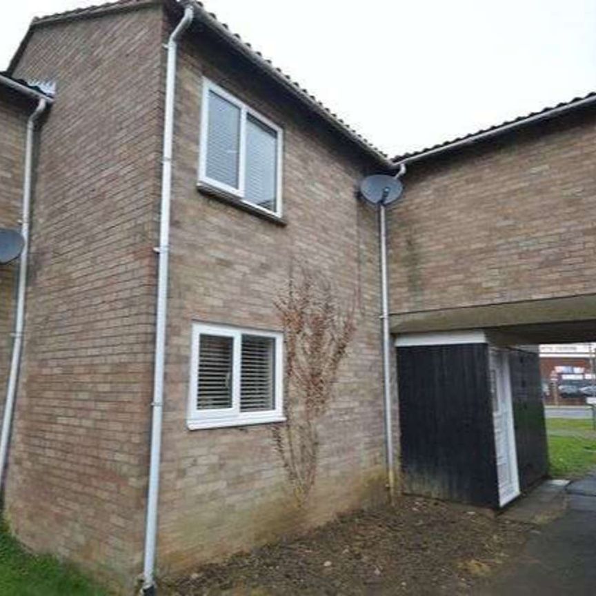 Warkton Way Room 3 - Photo 2