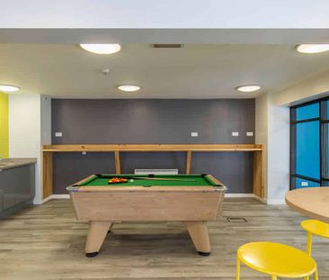 6 Bed Deluxe Ensuite - Photo 4