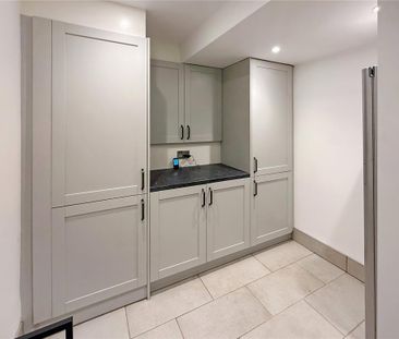 3 bedroom detached house to rent - Photo 2