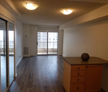 For Lease - 3888 Duke of York Boulevard Unit# 931, Mississauga, Ont... - Photo 3