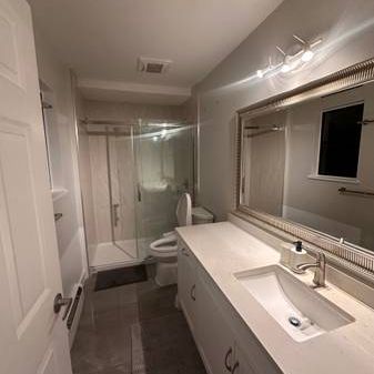 2 bed 1 bath suite for Taylor swift! - Photo 4