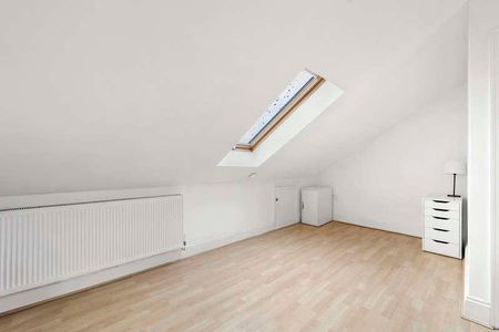 Green Lanes, Stoke Newington, N16 - Photo 2