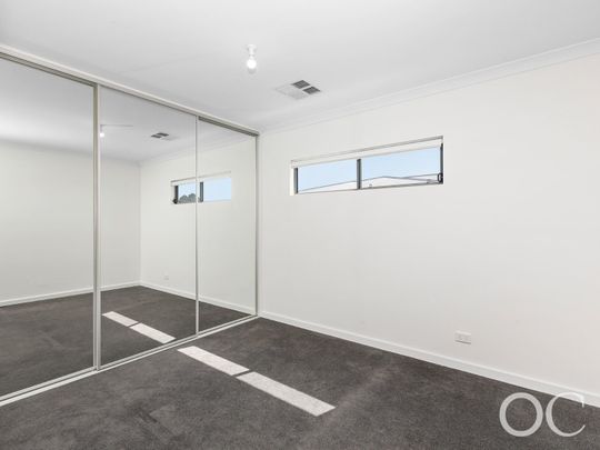 Open the Door to Modern Comfort - Photo 1