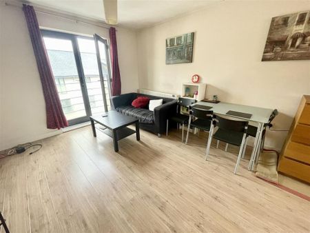 1 bedroom flat to rent - Photo 3