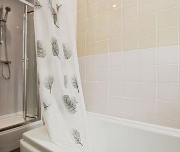 A spacious and well configured first and top floor maisonette occup... - Photo 5