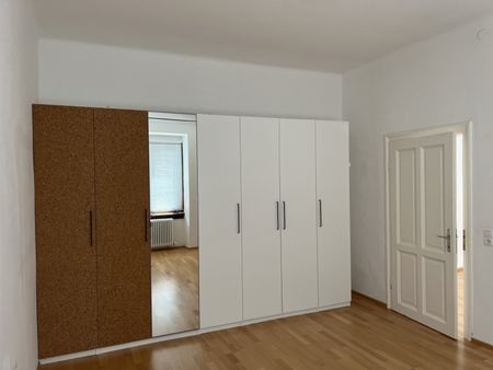 IBK-Wilten: 2-Zimmer-Wohnung mit Loggia in perfekter Lage nahe Klinik & Zentrum! - Photo 2