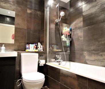 3 bedroom apartment to rent - Photo 3