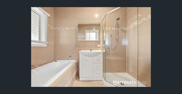 Charming and Cheerful – The Perfect Place to Call Home - Photo 1