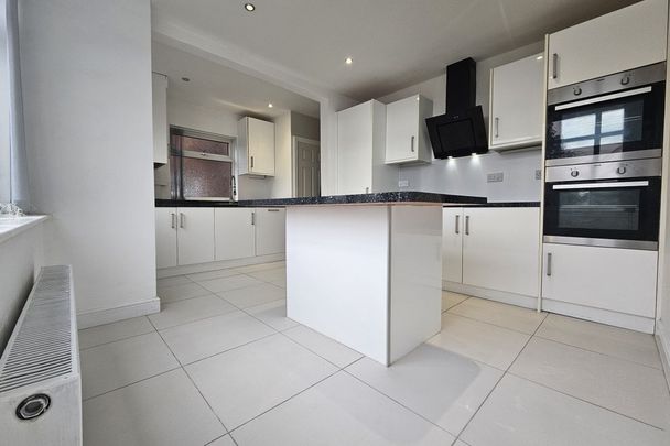 Duxford Road - Photo 1