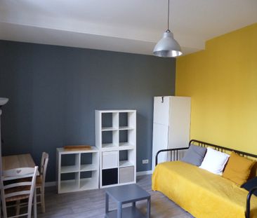 Location Appartement 1 pièce 21m² - Photo 2