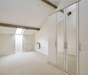 2 bedroom penthouse to rent - Photo 1