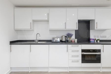 Studio to rent - Photo 3