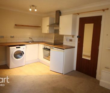 1 bedroom flat to rent - Photo 4