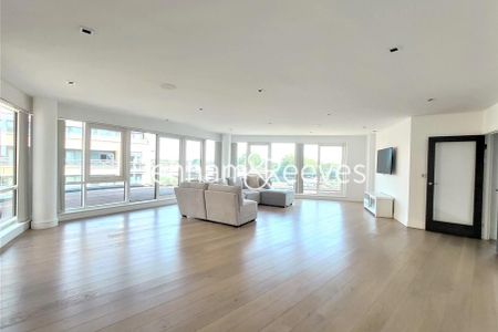 3 bedroom apartment to rent - Photo 2