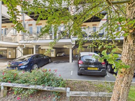 Freer Crescent, High Wycombe,HP13 - Photo 2