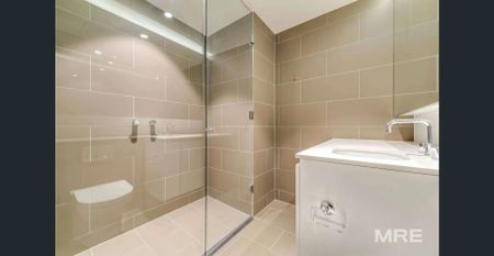 Boutique living in an amazing location. - Photo 4