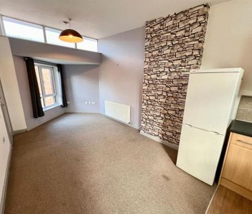 2 bedroom townhouse to rent - Photo 5