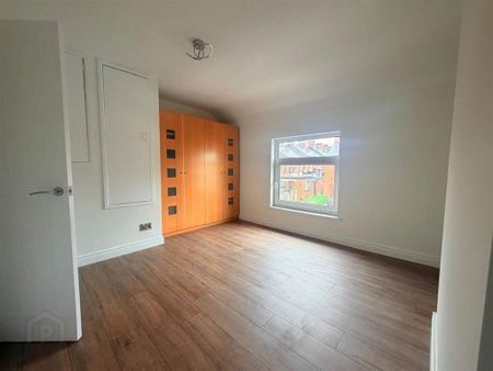 15 Victoria Gardens, Dunmurry, Belfast, BT17 0AG - Photo 5