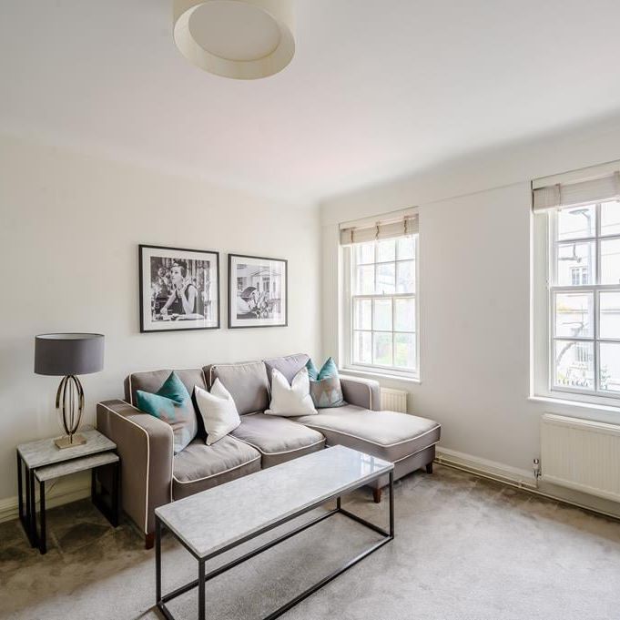 Two Bedroom Apartment To Let Pelham Court Chelsea SW3 - Photo 1