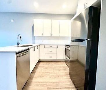 2380 Cleroux Cres Unit 208 - Photo 4