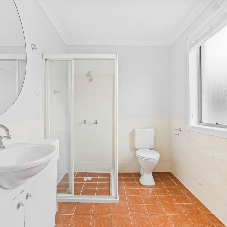 Perfectly Positioned Family Home in a Quiet Baulkham Hills Pocket | 6 Month Lease - Photo 1