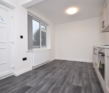 182, Town Street, Middleton, Leeds, West Yorkshire, LS10 3TH - Photo 1