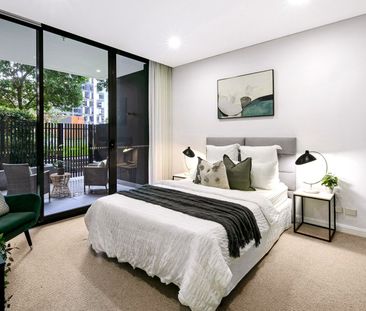 Modern Apartment with Stunning Views in the Heart of Eastgardens - Photo 4