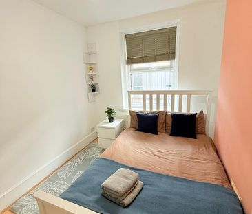 Room in a Shared Flat, Whitechapel Road, E1 - Photo 5