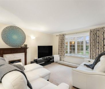 4 bedroom detached house to rent - Photo 1