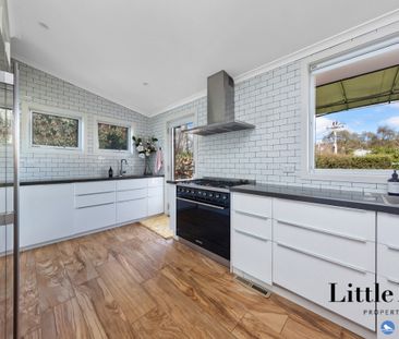 22 Buchanan Street, Narrabundah ACT 2604 - House For Rent | Domain - Photo 2