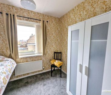 3 bedroom semi-detached house to rent - Photo 6