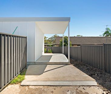 BRAND NEW ARCHITECTURALLY DESIGNED HOME WITH OFF-STREET PARKING - Photo 6