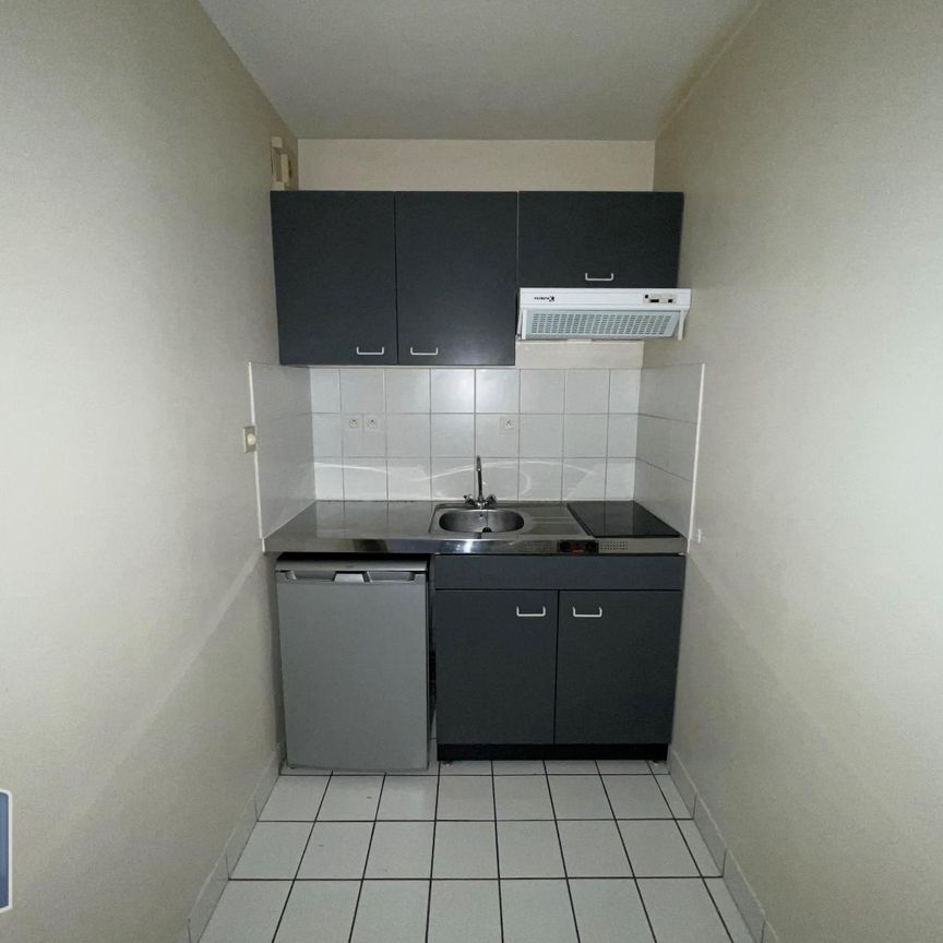 Location Appartement 1 pièce 29m² POITIERS 86000 - Photo 1